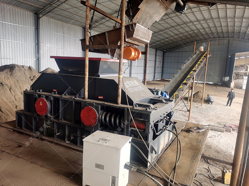 時產150噸的對輥制砂機是什么型號？如何控制出砂率？