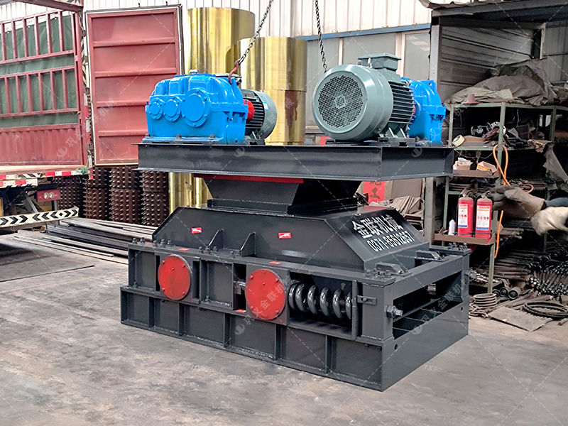 狼牙破碎機(jī)價(jià)格差異分析：從3萬(wàn)到30萬(wàn)該如何選擇？